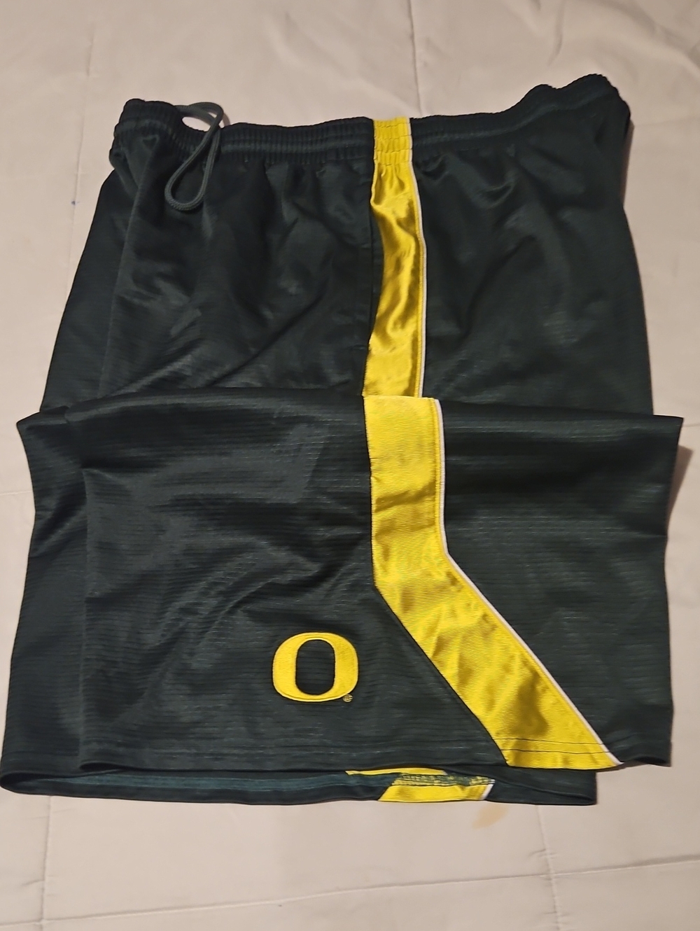 Oregon Ducks Men's Green and Yellow Athletic Shorts